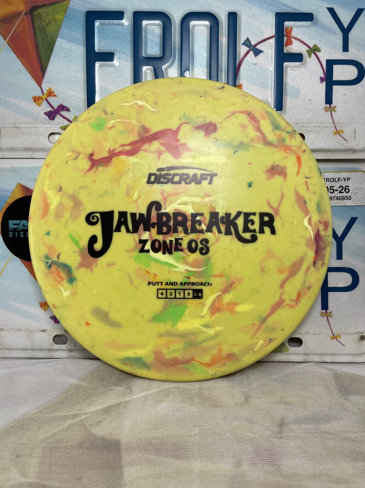 Discraft Zone OS Jawbreaker Yellow 173g Putter