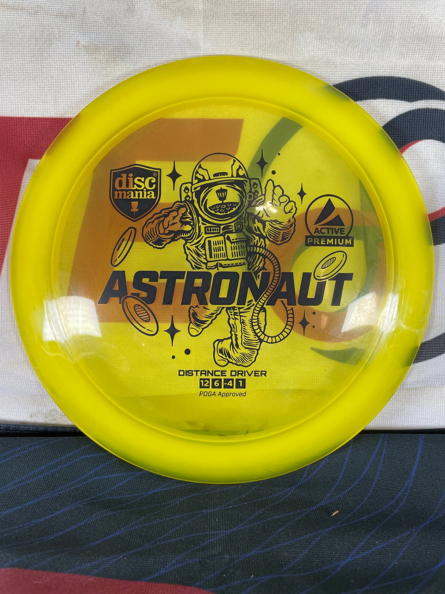 Discmania Astronaut Active Premium Yellow 174g Distance Driver