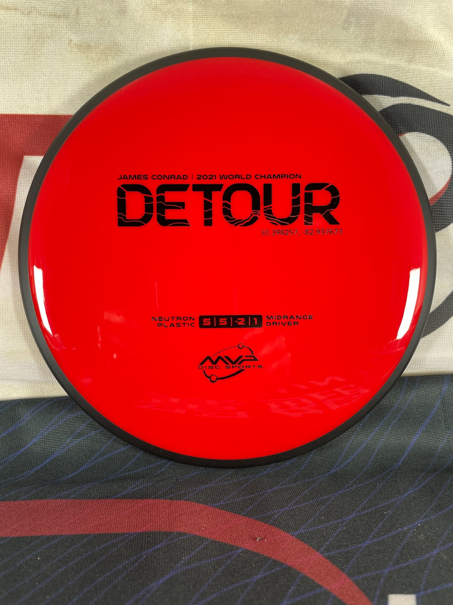 MVP Detour Neutron Red 177g Midrange