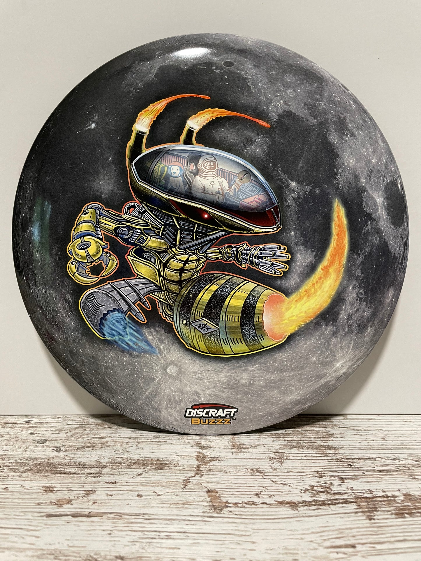 Discraft Buzzz Super Color 175g 2023 Moon Midrange