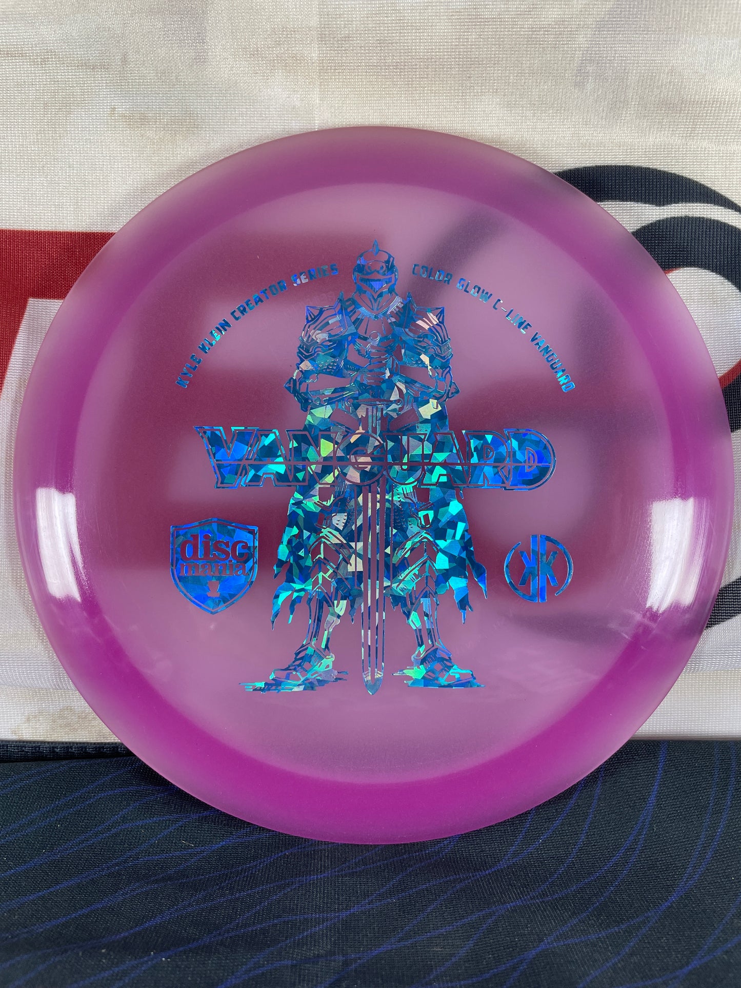 Discmania Vanguard Color Glow C-Line Purple 173g Distance Driver