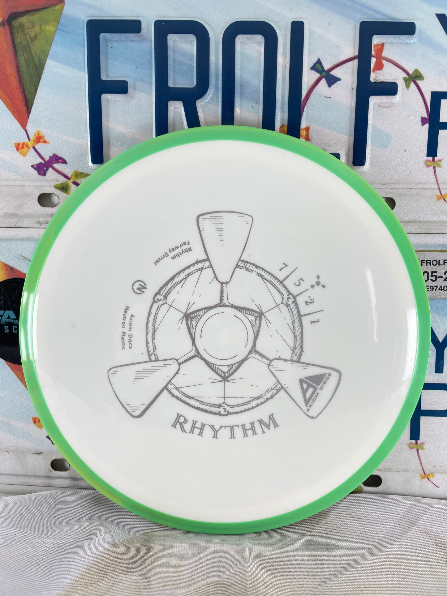 Axiom Rhythm Neutron White 169g Fairway Driver