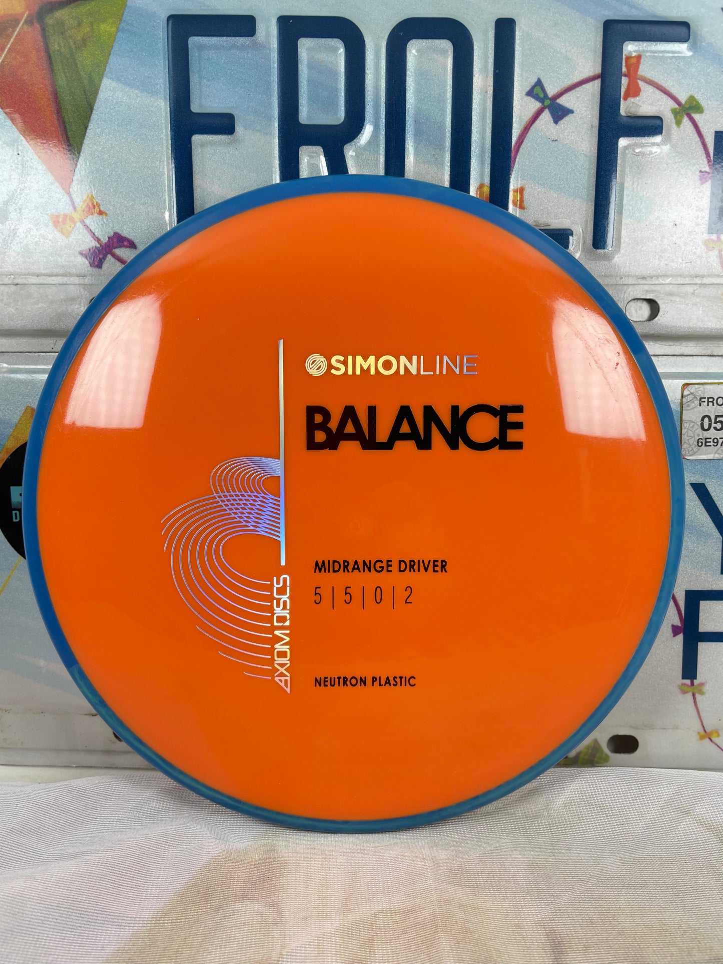 Axiom Balance Neutron Orange 176g Midrange