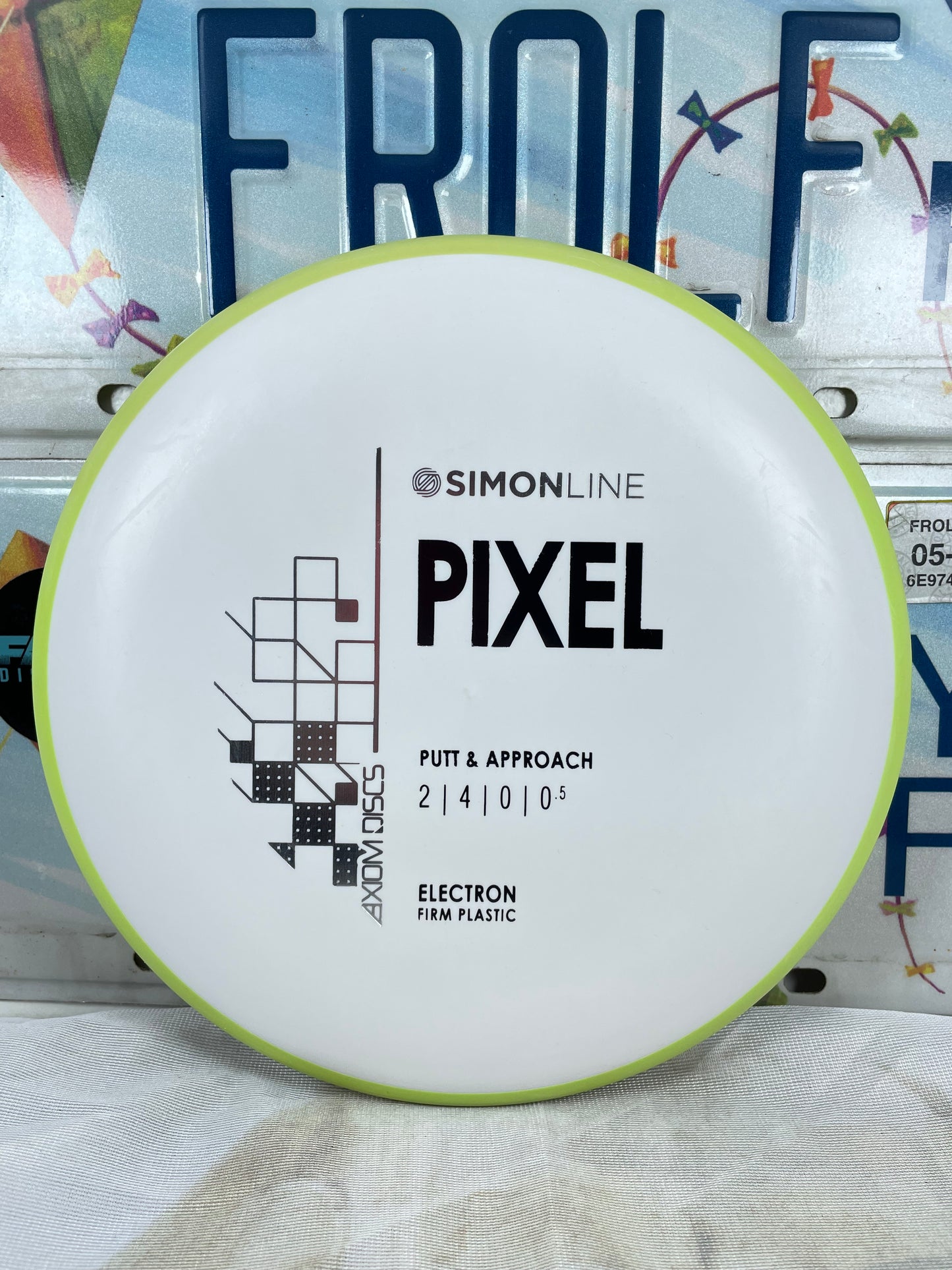 Axiom Pixel Electron Firm White 172g Putter