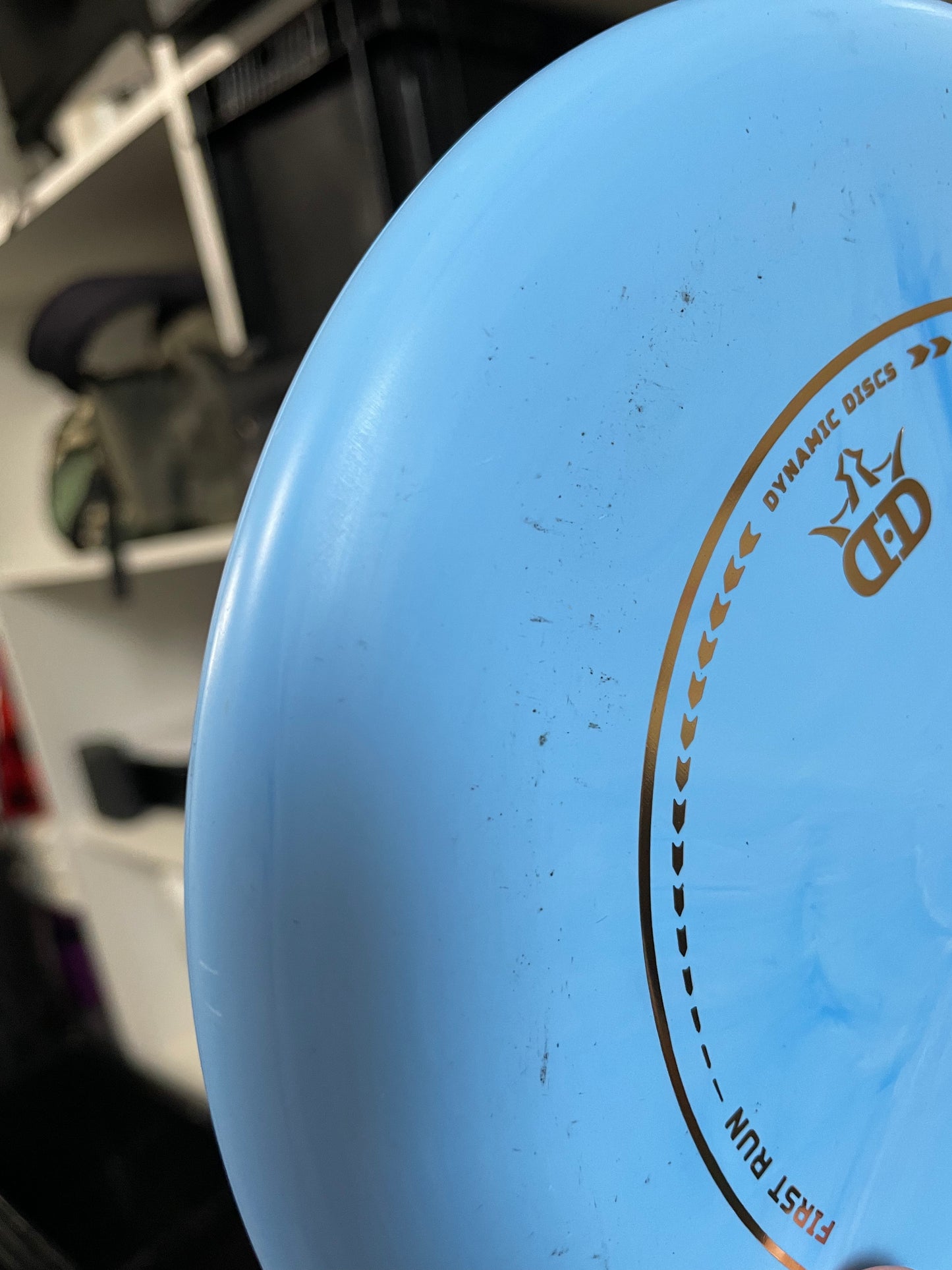 Dynamic Discs Judge Classic Supreme Putter Blue 176g -DEFECT