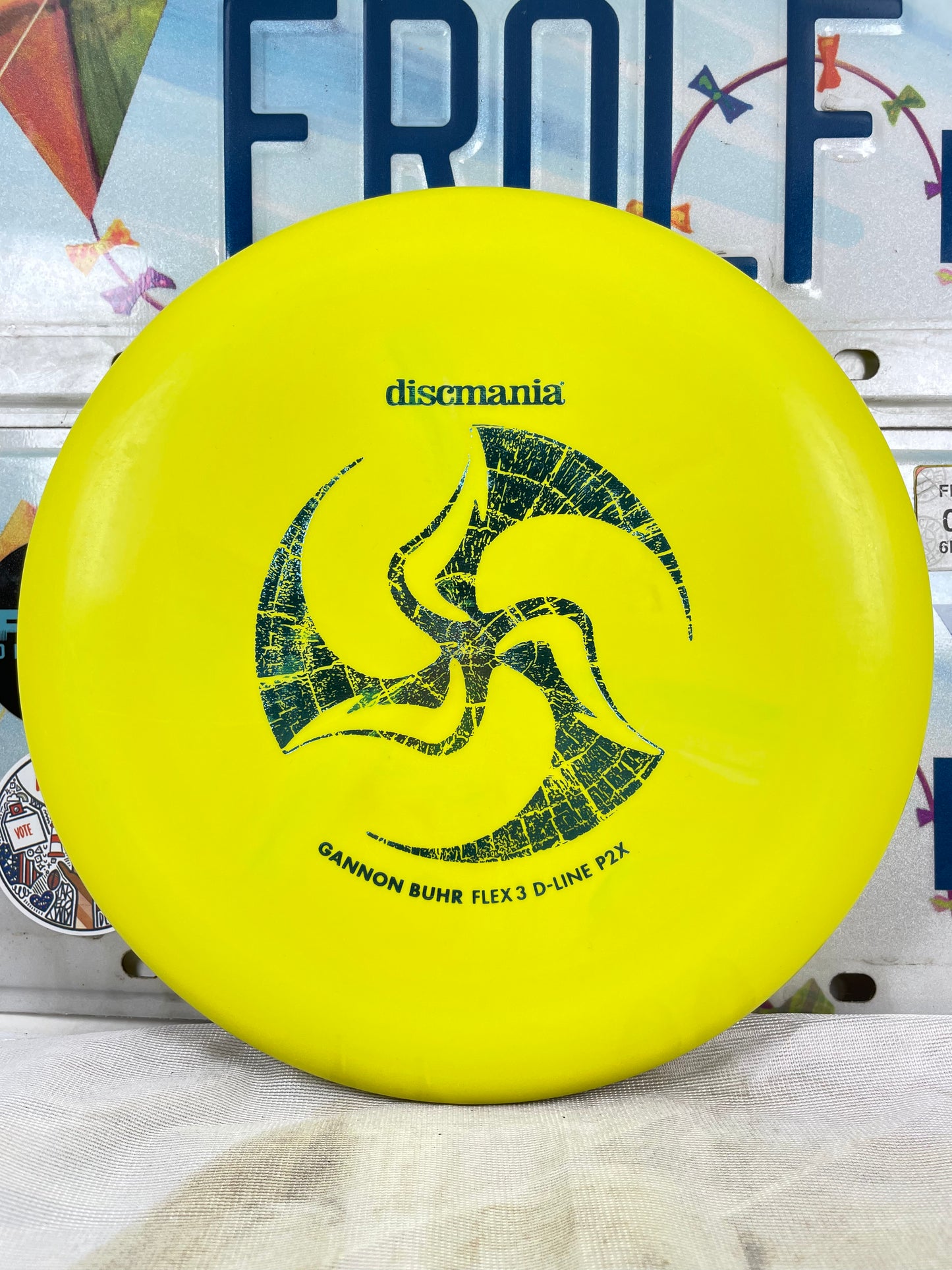 Discmania P2x D-Line Flex 3 Yellow 173g Putter