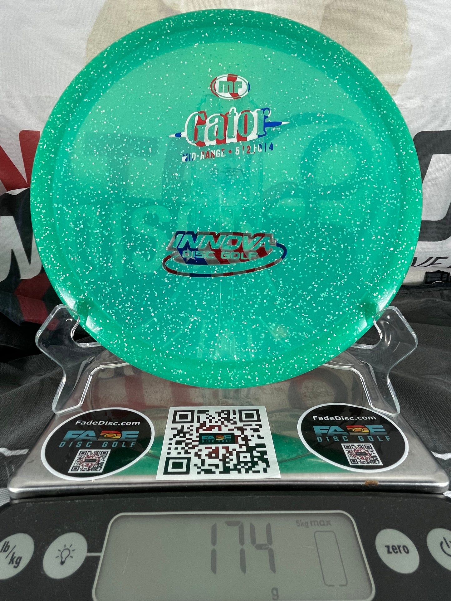 Innova Gator Metal Flake Champion Green w/ Flag Foil 174g Midrange
