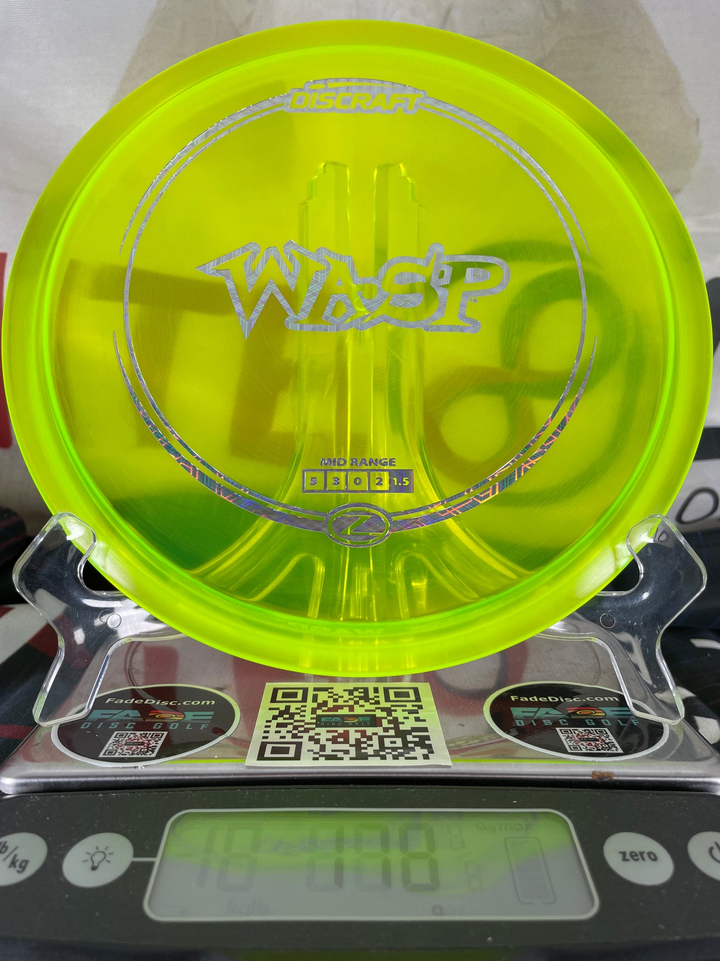 Discraft Wasp Z Line Yellow w/ Silver Tron Foil 178g Midrange
