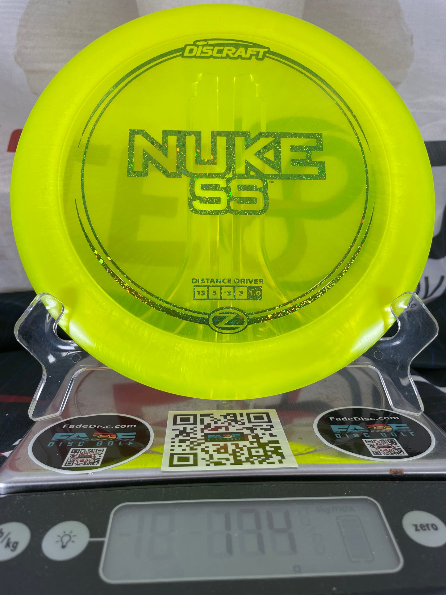 Discraft Nuke SS Z Line Yellow w/ Green Hidden Stars Sparkle Foil 174g Distance Driver