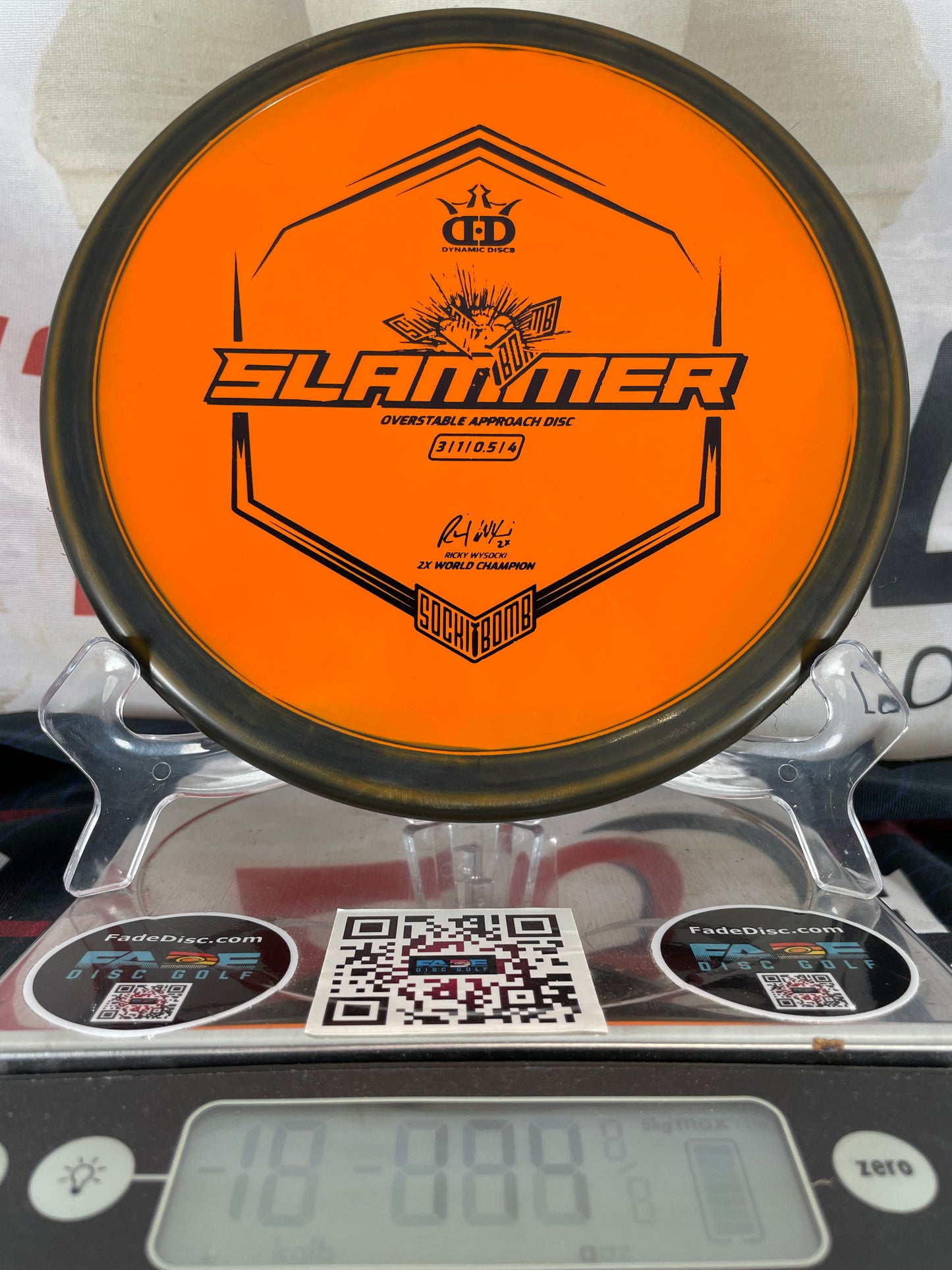 Dynamic Discs Slammer Classic Supreme Orbit 174g Orange-Black Swirl Putter