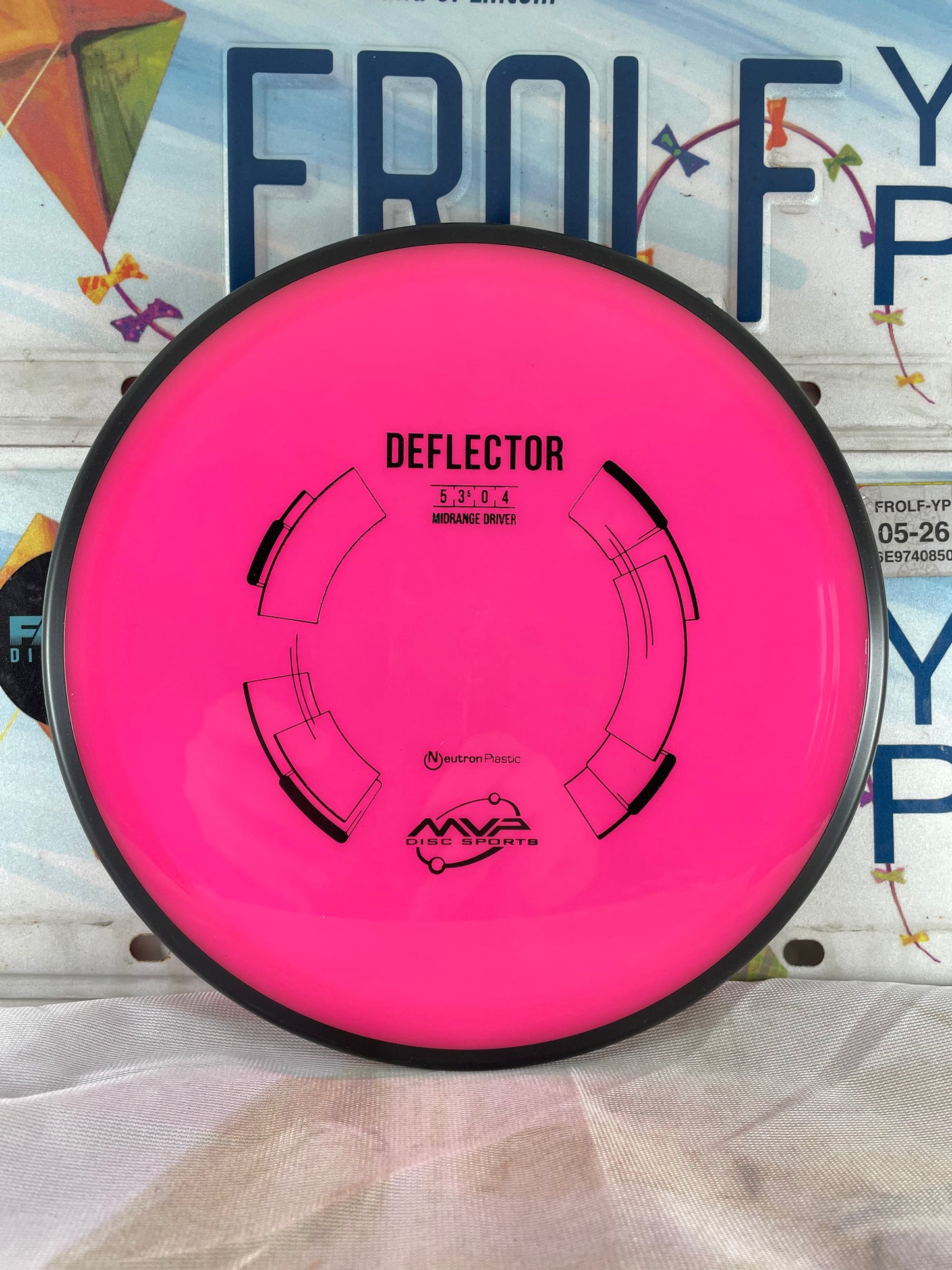 MVP Deflector Neutron Pink 175g Midrange