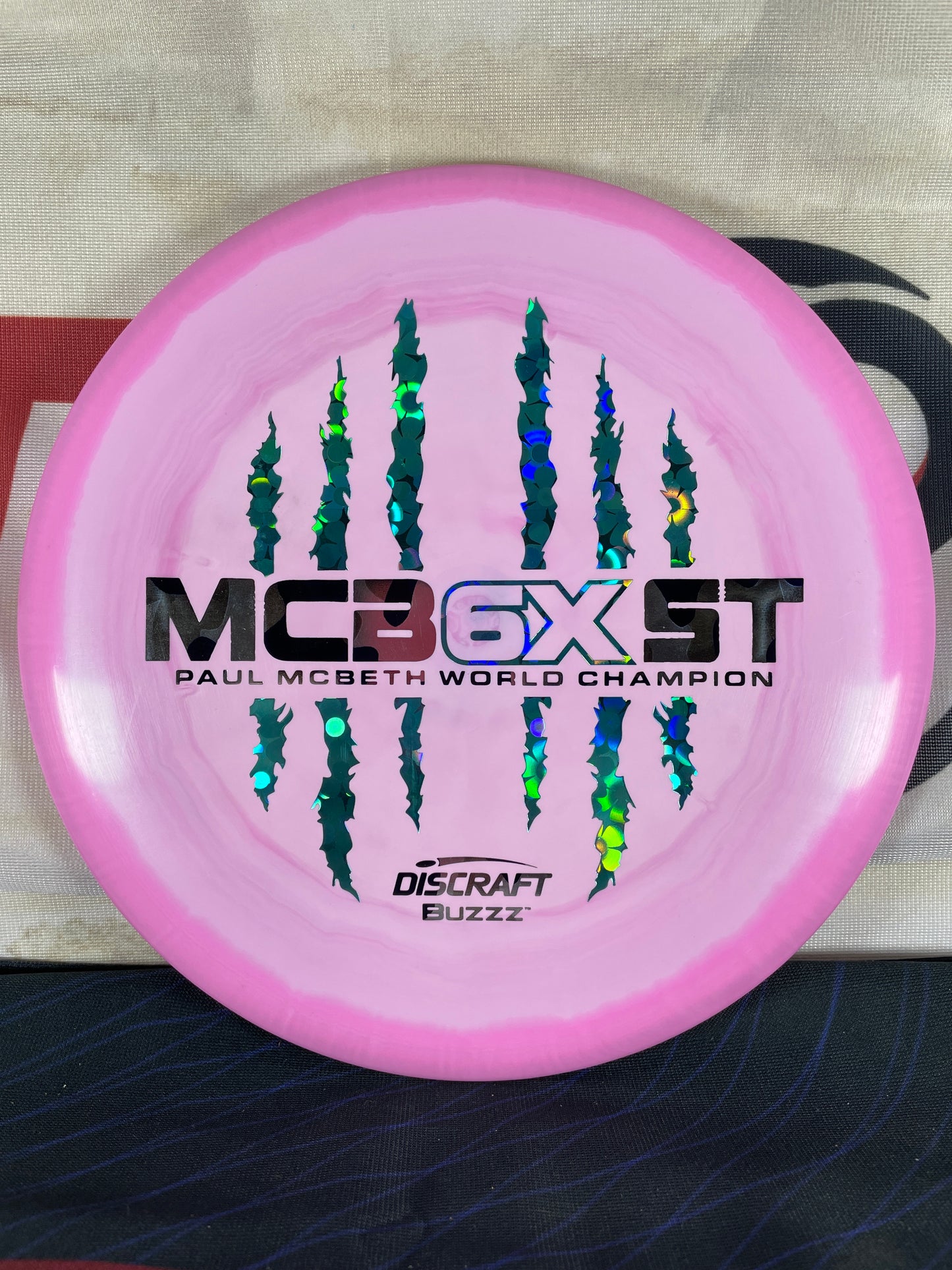 Discraft Buzzz McBeth ESP Pink 178g McB6xst 6 Claw Midrange