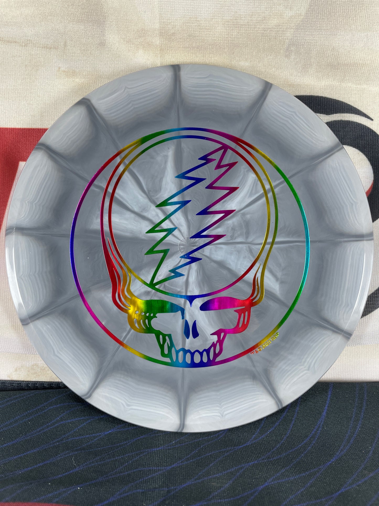 Discmania Mutant Lux Vapor Gray 175g Steal Your Face Grateful Dead Midrange