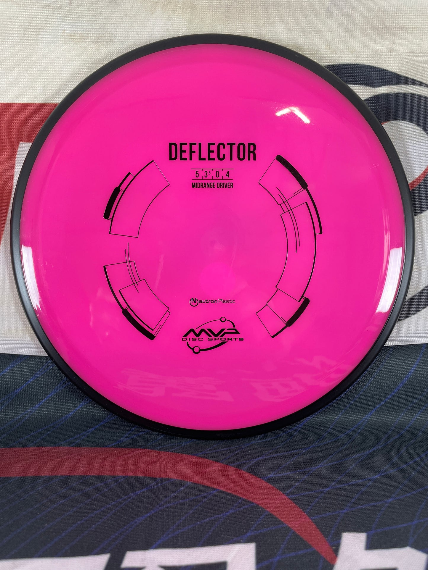 MVP Deflector Neutron Pink 174g Midrange