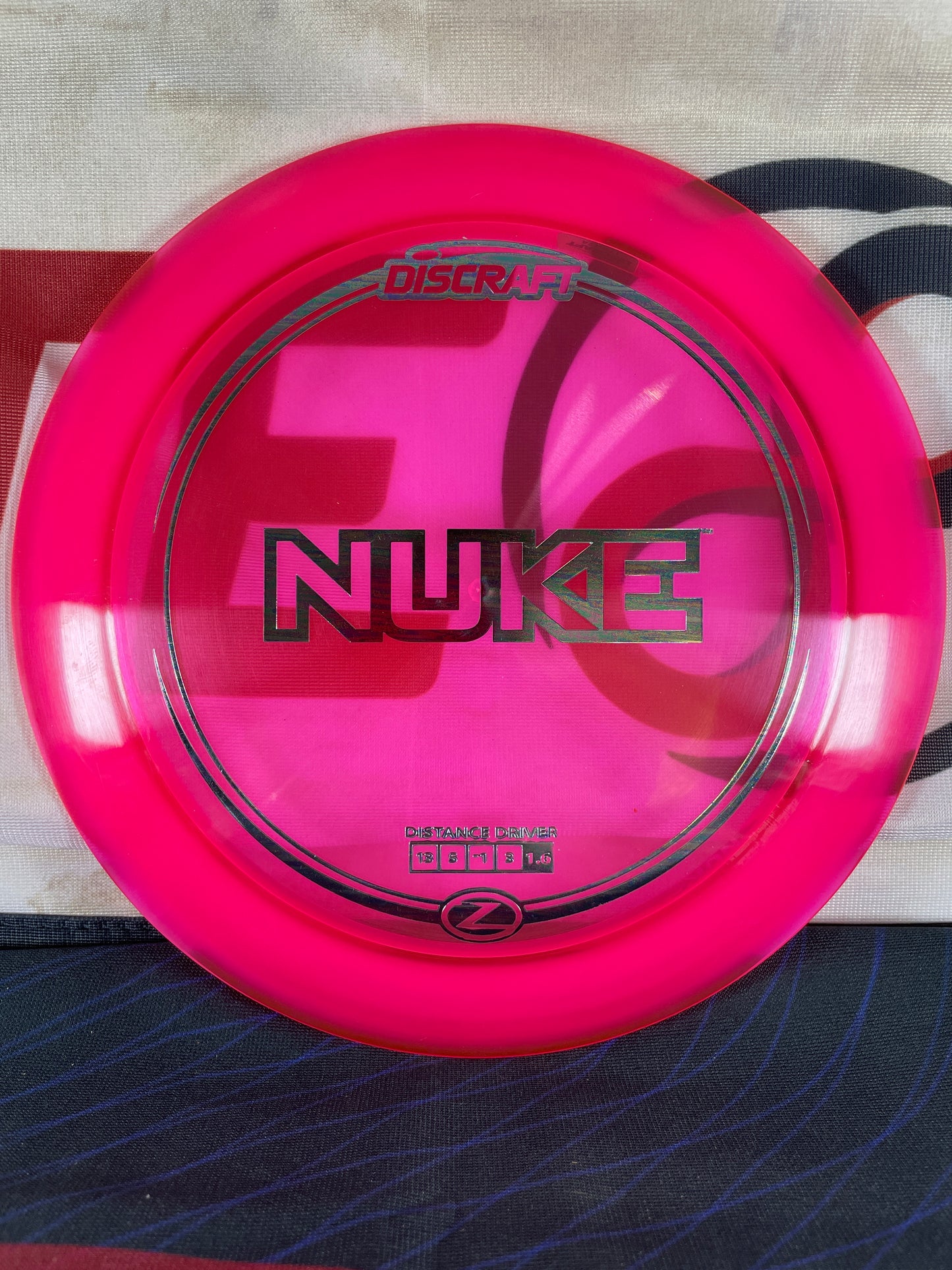 Discraft Nuke Z Line Pink 174g Distance Driver