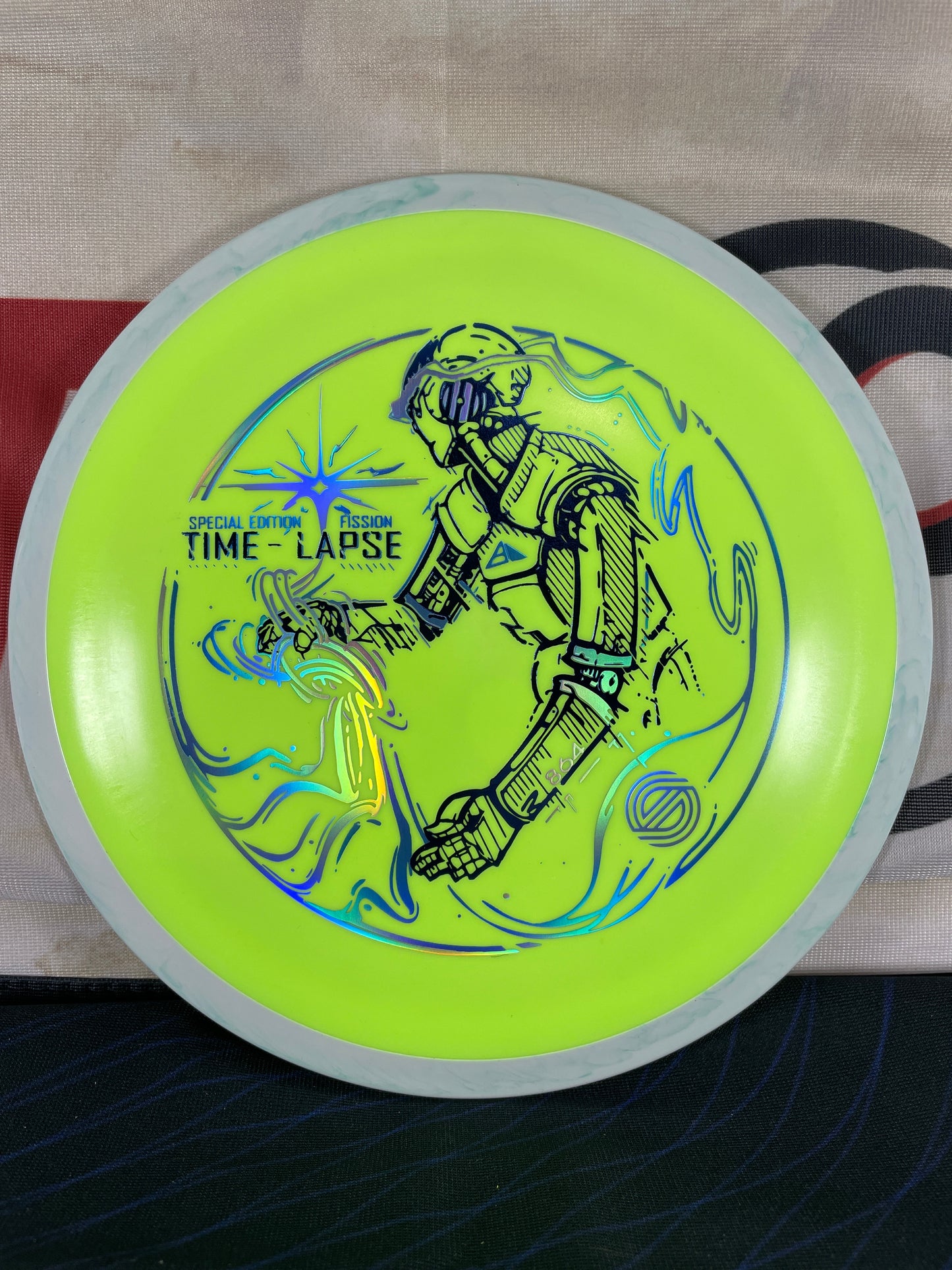 Axiom Time Lapse Fission 158g Neon Green w/ Blue Rim Simonline Special Edition Distance Driver