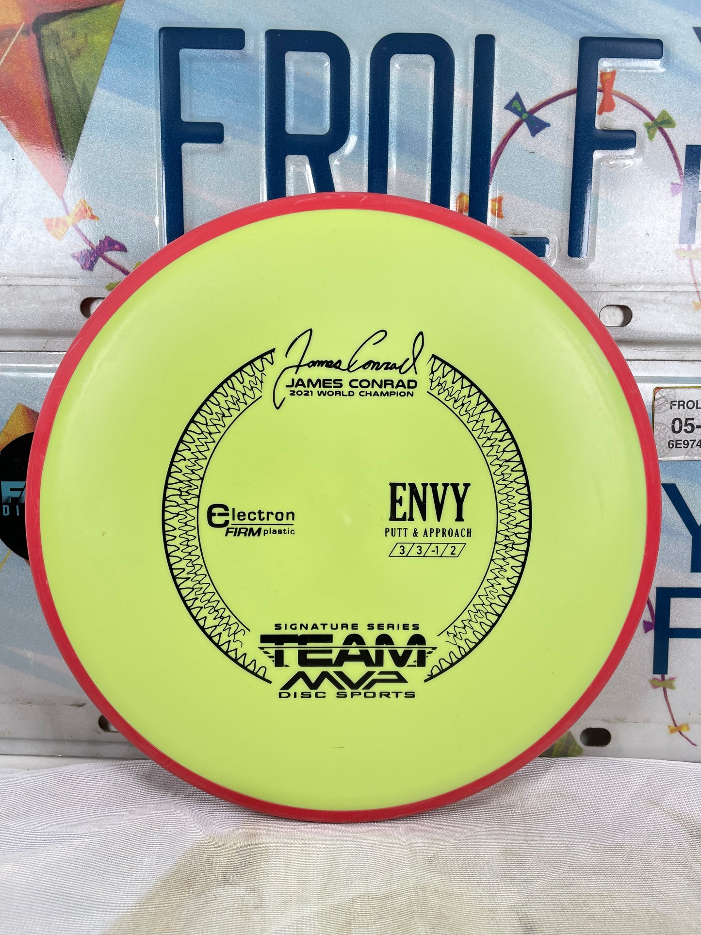 Axiom Envy Electron Firm Yellow 174g Putter