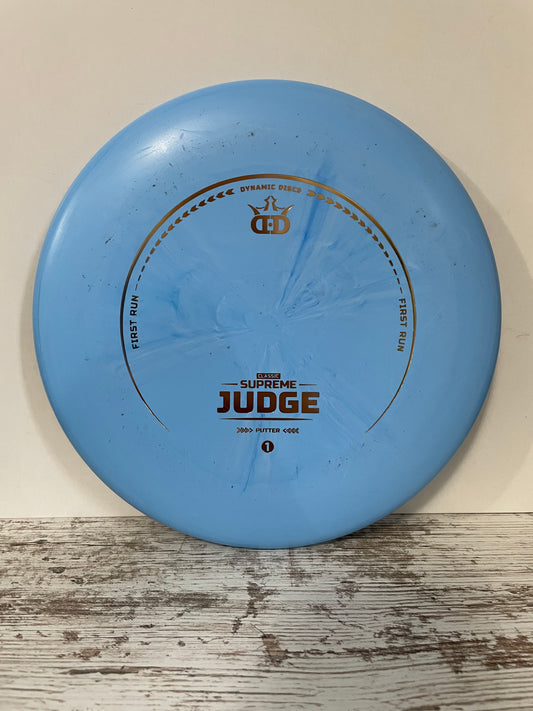 Dynamic Discs Judge Classic Supreme Putter Blue 176g -DEFECT
