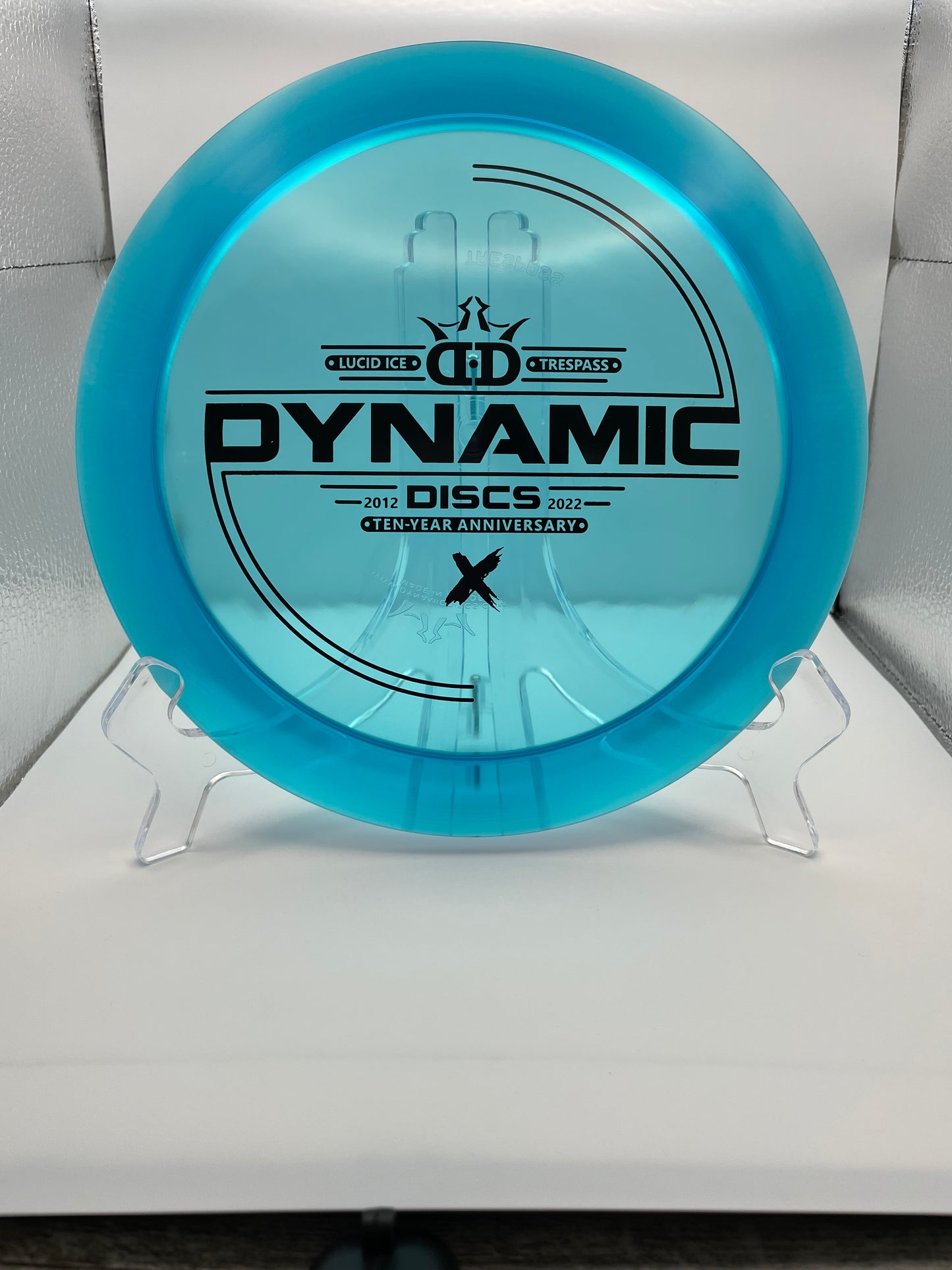 Dynamic Discs Trespass Lucid Ice Blue 175g 10 Year Anniversary Distance Driver