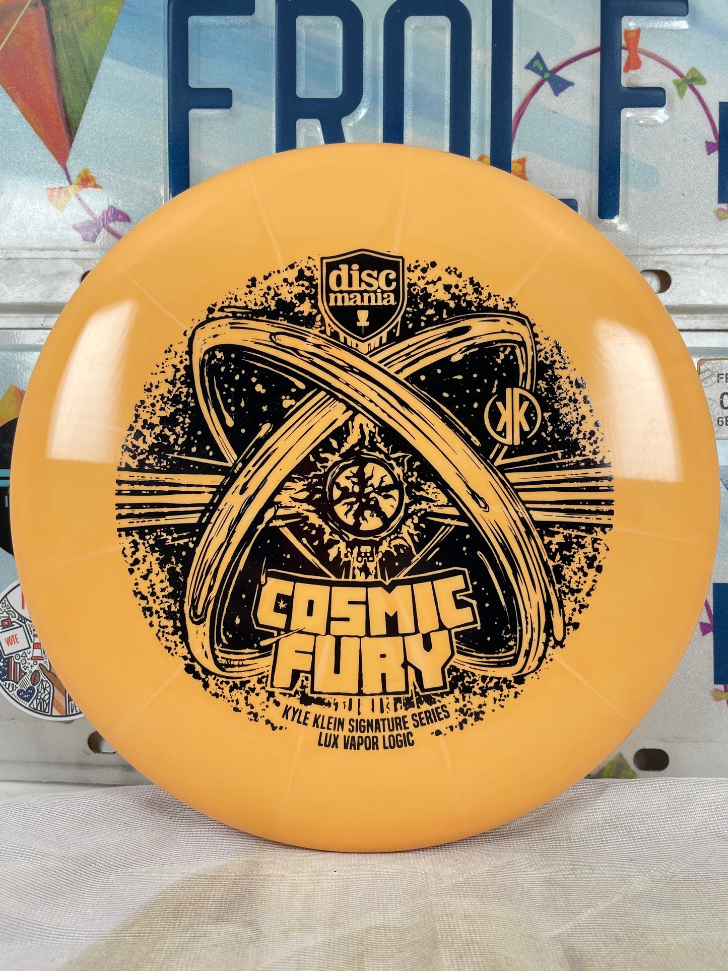 Discmania Logic Lux Vapor Orange 174g Cosmic Fury Putter