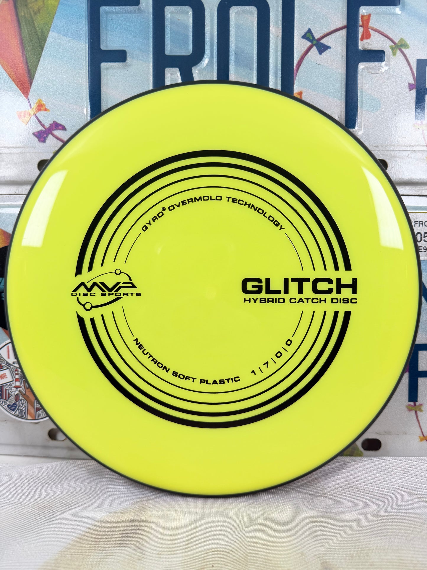 MVP Glitch Neutron Soft Yellow 146g Putter