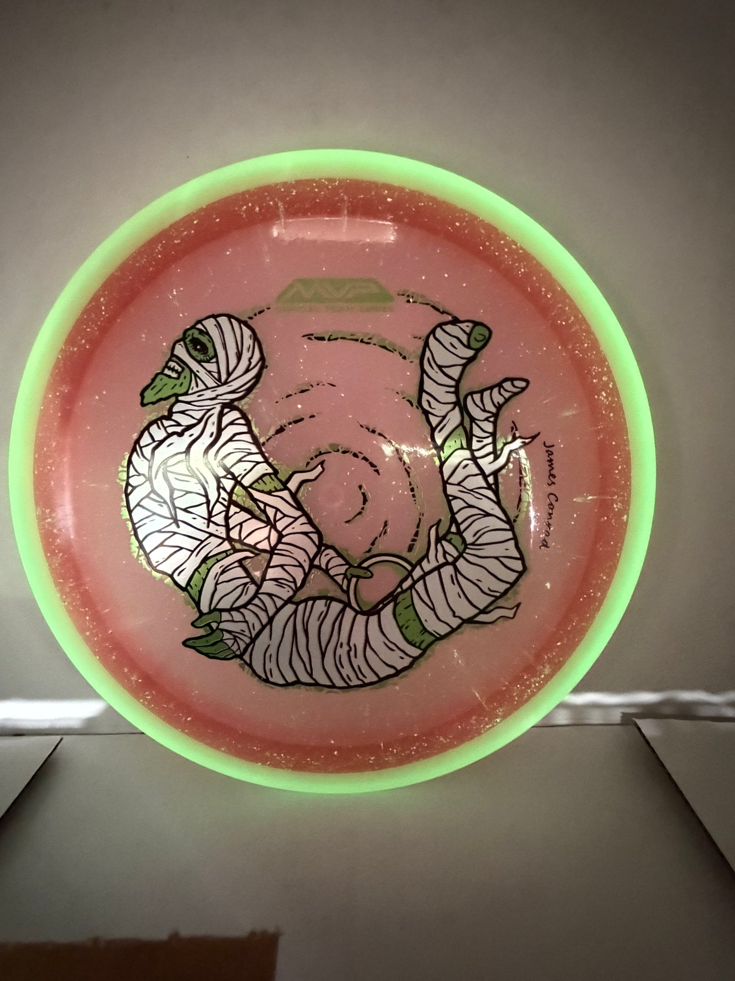 MVP Trail Eclipse Rim Particle Proton Pink 168g Distance Driver