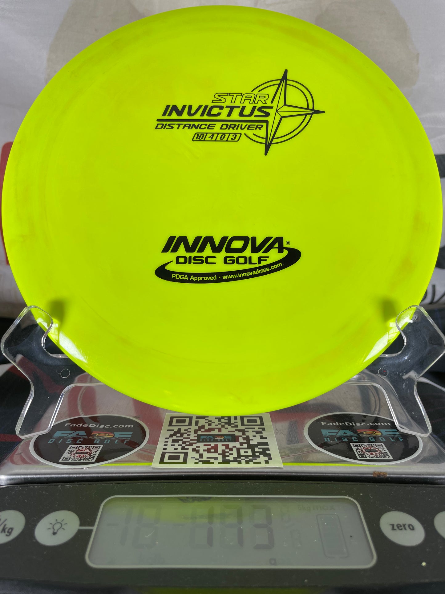 Innova Invictus Star 173g Yellow w/ Black Foil Distance Driver