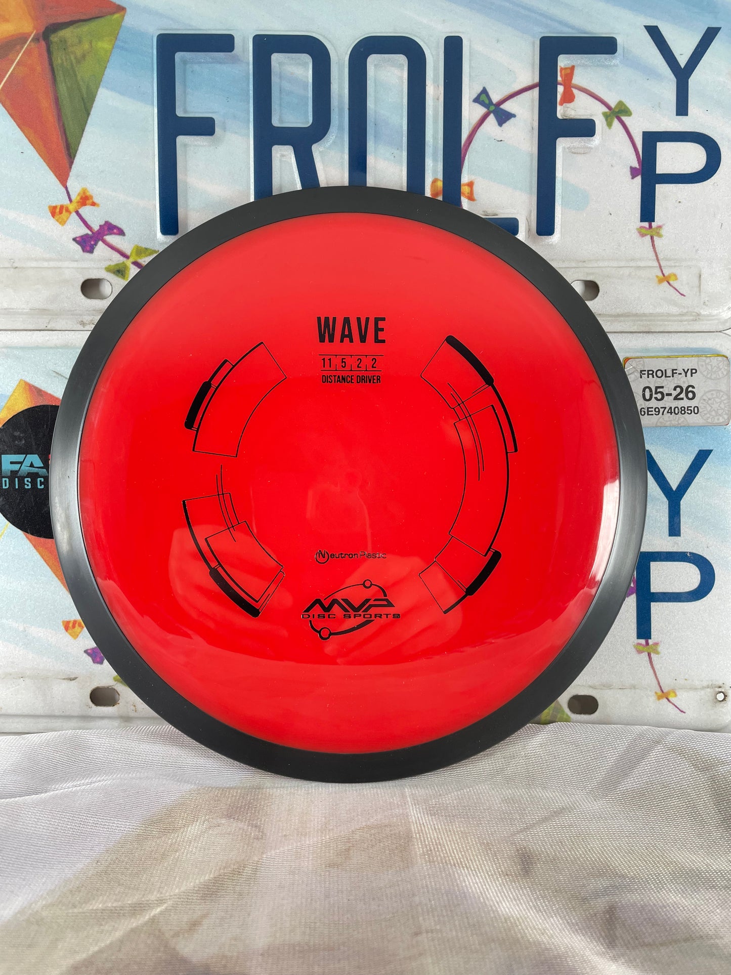 MVP Wave Neutron Red 166g Distance Driver